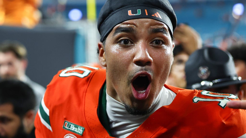 No. 3 Miami downs Florida State 43-35 in double-overtime thriller — CBS Miami, Land O' Lakes Sports news