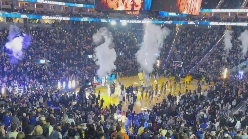 Warriors fans pack Chase Center for home opener with championship hopes — CBS Bay Area (KPIX), Land O' Lakes Health news