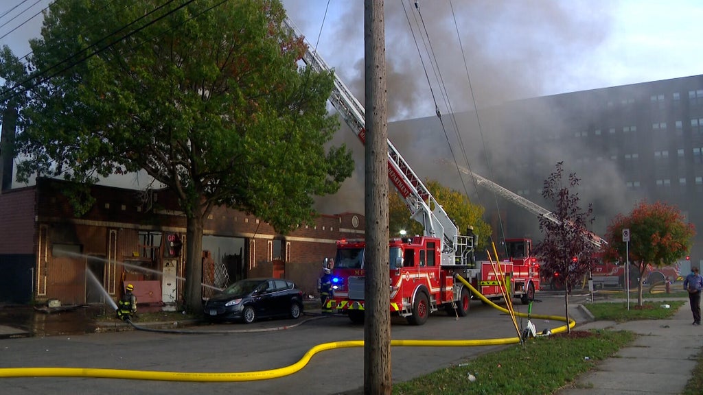 2 Minneapolis firefighters hurt in East Franklin Avenue business fire — WCCO / CBS Minnesota, Land O' Lakes Health news