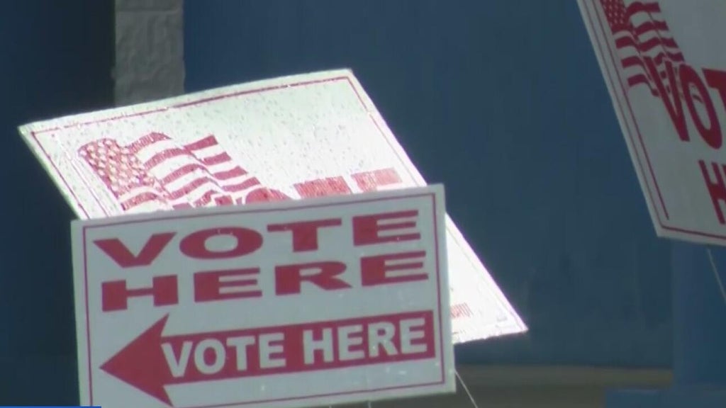 Coral Gables voters to pick new mayor, decide term length for mayor in November — CBS Miami, Land O' Lakes Government news