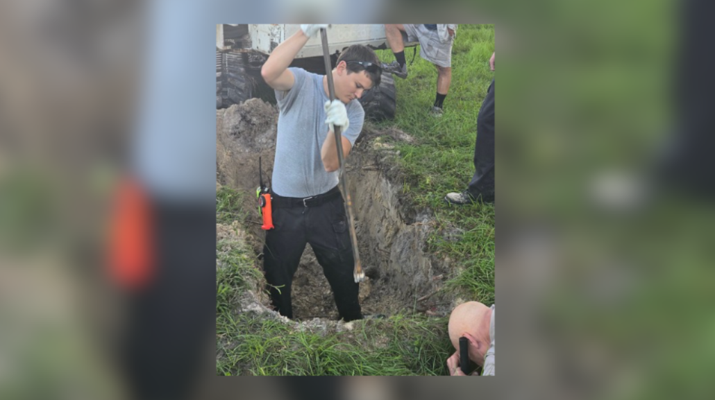 Dog trapped in sinkhole saved by fire rescue crews in Florida: CFD — WFTS ABC Action News Tampa, Land O' Lakes Community news