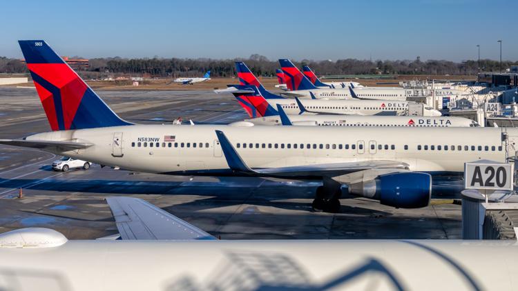 Delta CEO says fuel prices will be even higher this fall — WTSP Business Tampa Bay, Land O' Lakes Business news