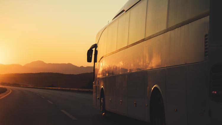 Sawyer Hill postpones remaining US concerts after fatal tour bus crash — WTSP Entertainment Tampa Bay, Land O' Lakes Arts news