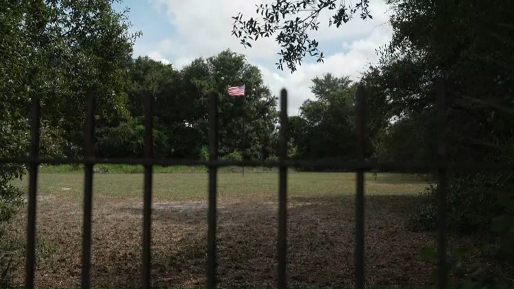 Commissioners advance land-use change without reviewing key report that doesn’t rule out graves — WTSP 10 Tampa Bay, Land O' Lakes Government news