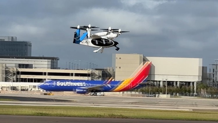 Electric aircraft retrace historic Tampa Bay flight as Florida prepares for future of air travel — WTSP 10 Tampa Bay